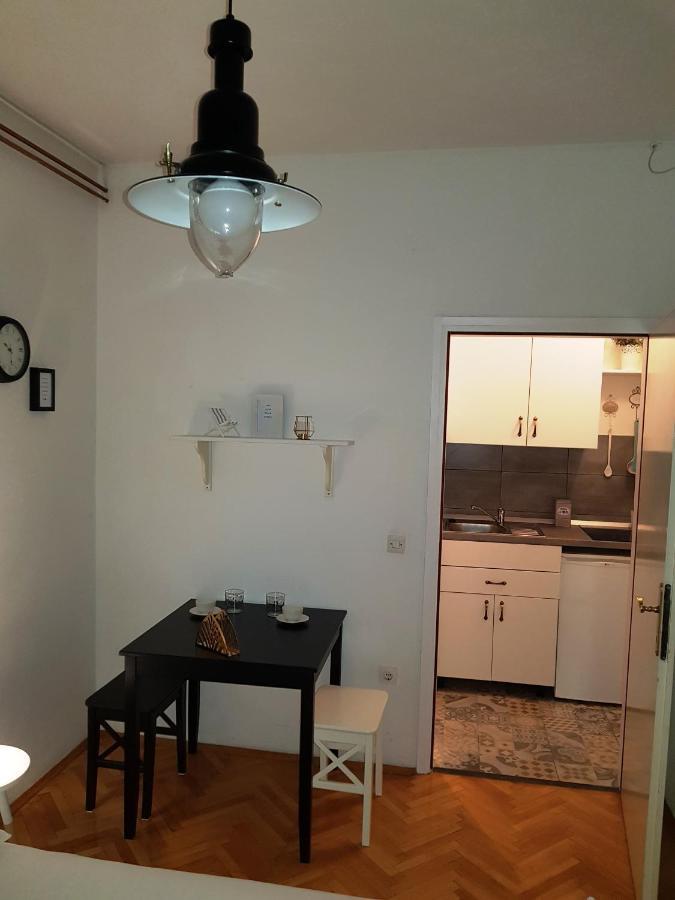 Studio Flat For 2 Appartement Makarska Buitenkant foto