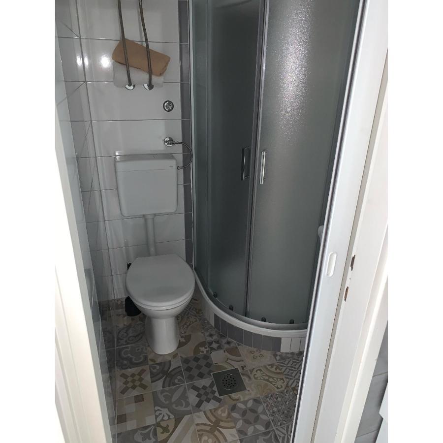 Studio Flat For 2 Appartement Makarska Buitenkant foto